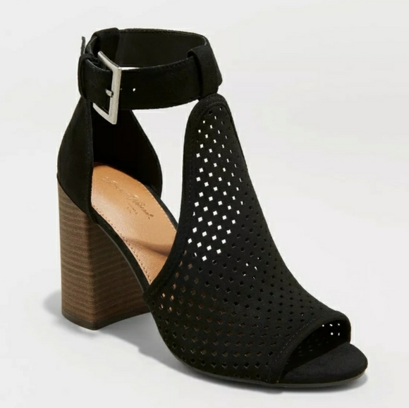 Universal Thread Shoes - Laser Cut Ankle Strap Open Toe Heeled Sandals